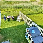 Bialy Lotos - Cisza I Natura Blisko Plazy I Centrum Ferienhaus *
