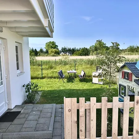 Domek Bialy Lotos Premium - Cisza I Natura Blisko Plazy I Centrum Casa vacanze Łeba