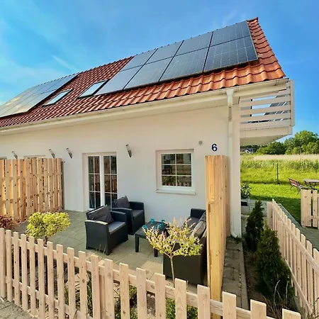 Holiday home Bialy Lotos - Cisza I Natura Blisko Plazy I Centrum *