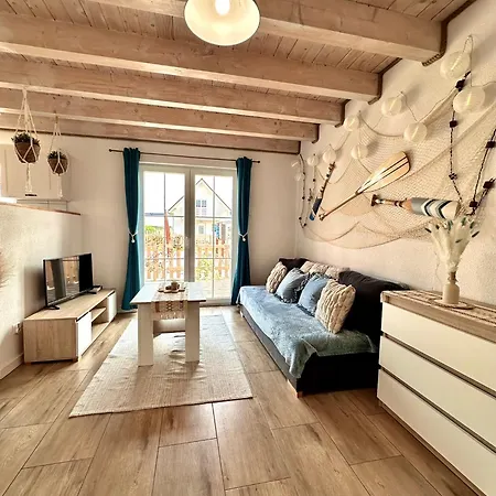 Casa vacanze Domek Bialy Lotos Premium - Cisza I Natura Blisko Plazy I Centrum Łeba