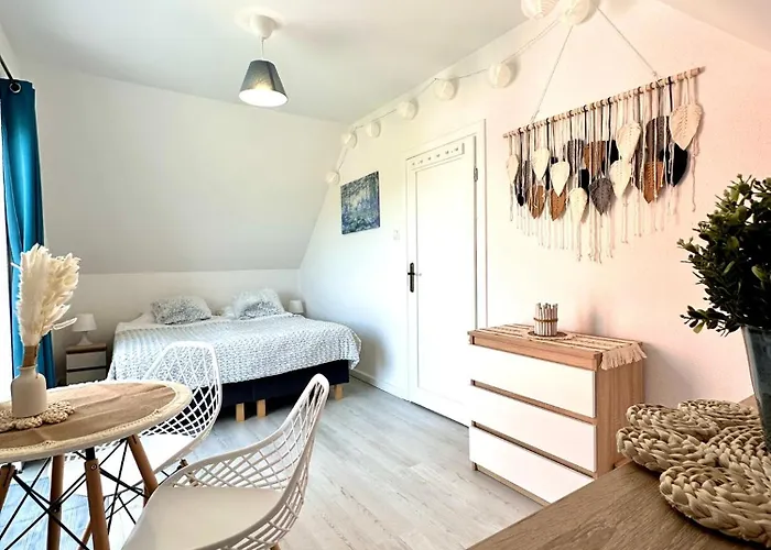 Semesterbostad Bialy Lotos - Cisza I Natura Blisko Plazy I Centrum *