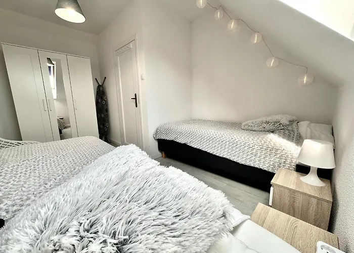 Bialy Lotos - Cisza I Natura Blisko Plazy I Centrum Semesterbostad